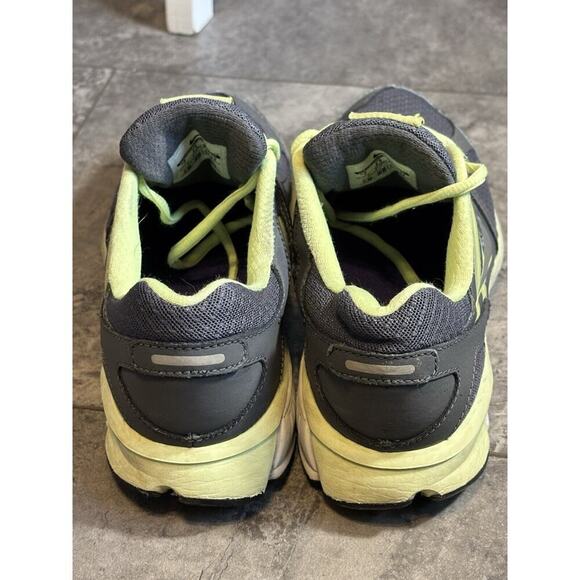 Nike Anodyneds Training Grey Yellow Running Shoes Size 7 Womens - Picture 2 of 7